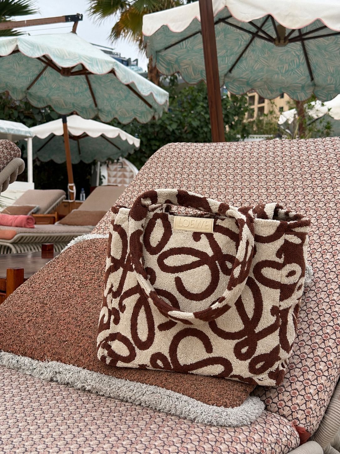 'Cream Coffee Loeve' Beach Bag
